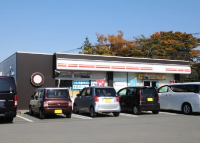 コンビニ・飲食店（近隣）